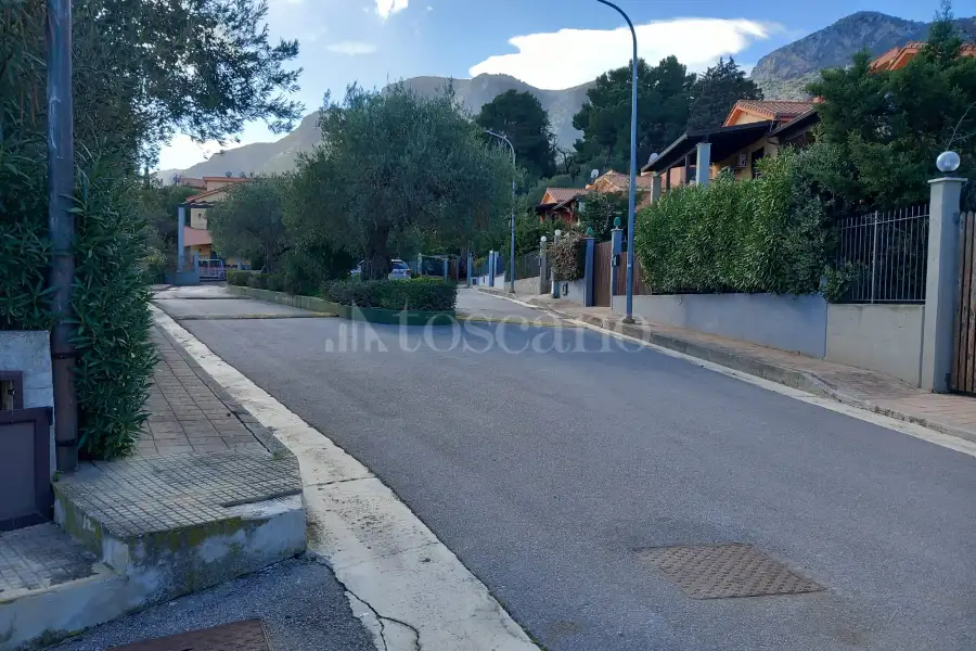 Villa Bifamiliare in vendita di 90 mq a €125.000 (rif. 2/2025)