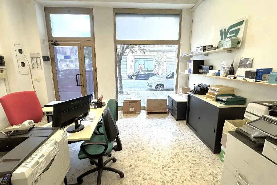 Negozio in vendita di 44 mq a €57.000 (rif. 22/2026)