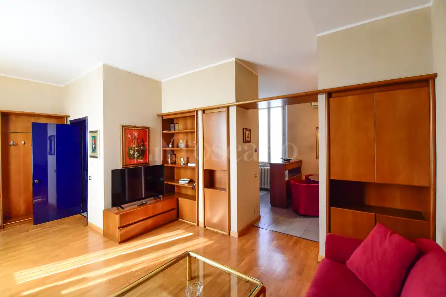 Albergo in vendita di 2.300 mq a €4.500.000 (rif. 39/2026)