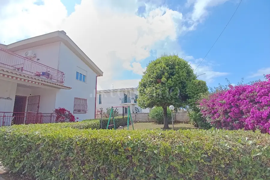 Casa in affitto di 90 mq a €750 (rif. 51/2025)