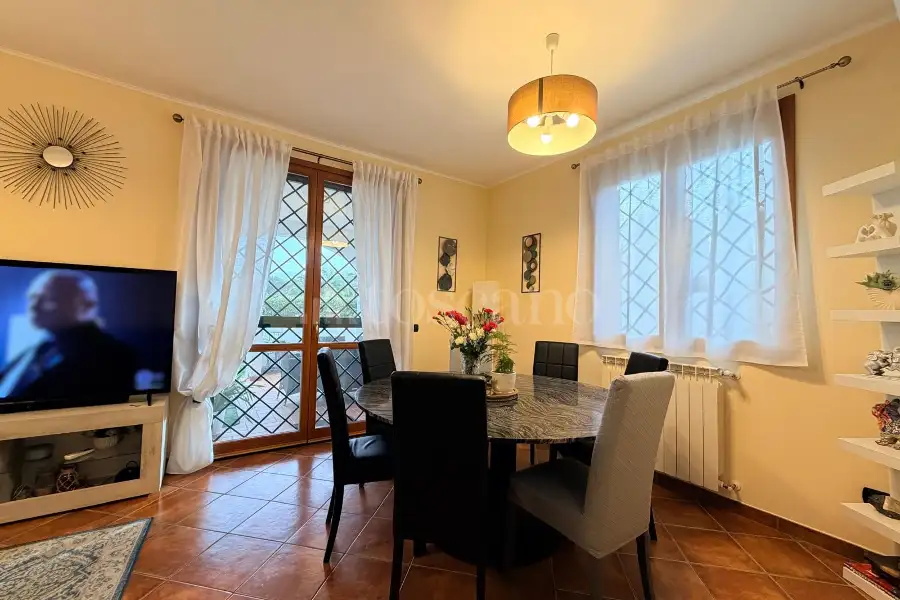 Villa in vendita di 140 mq a €495.000 (rif. 6/2026)