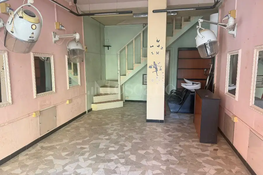 Negozio in vendita di 29 mq a €79.000 (rif. 10/2026)