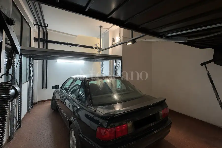 Box in affitto di 19 mq a €900 (rif. 73/2026)
