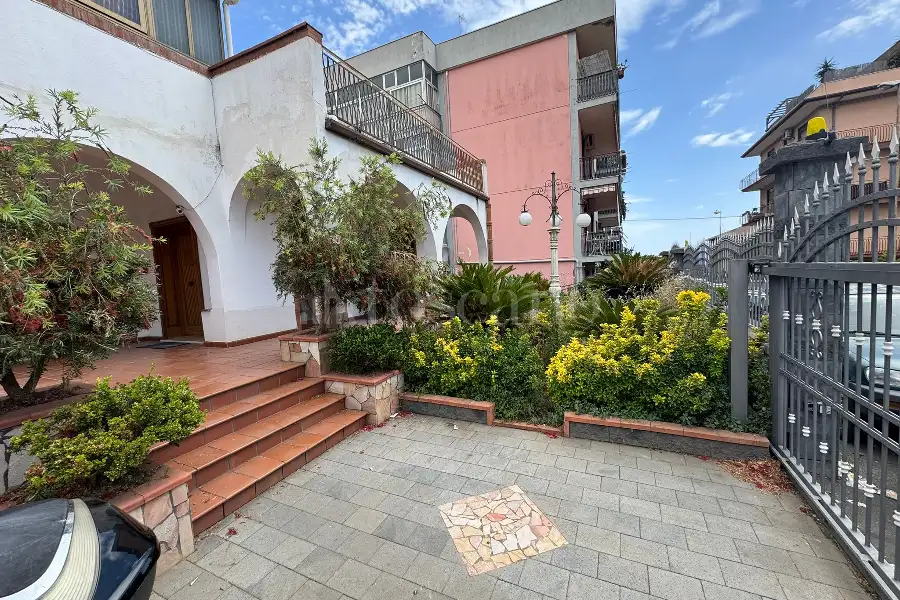 Villa in vendita di 416 mq a €439.000 (rif. 104/2026)
