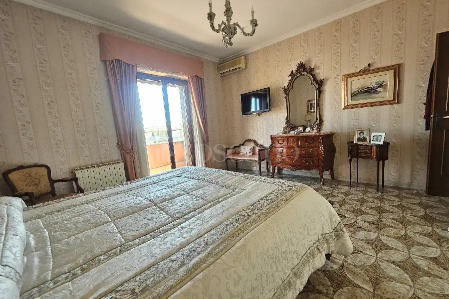 Villa Bifamiliare in vendita di 200 mq a €299.000 (rif. 141/2025)