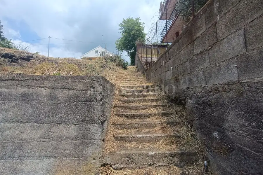 Edificabile Residenziali in vendita di 700 mq a €68.000 (rif. 88/2026)