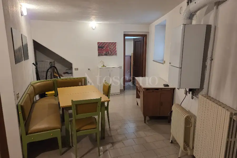 Casa Indipendente in vendita di 220 mq a €120.000 (rif. 5/2026)