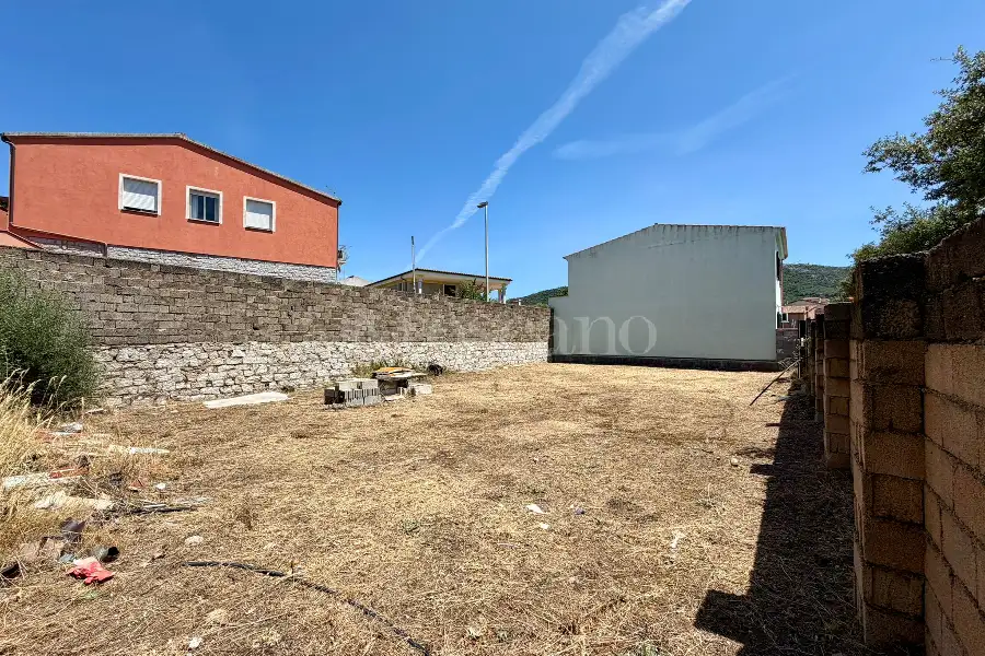Edificabile Residenziali in vendita di 334 mq a €65.000 (rif. 43/2026)