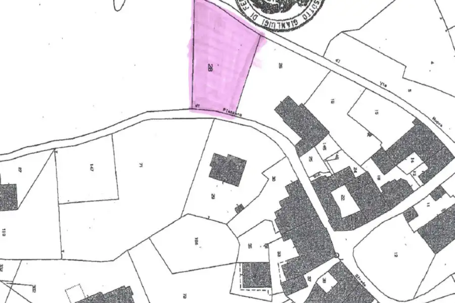 Edificabile Residenziali in vendita di 920 mq a €49.000 (rif. 3/2026)
