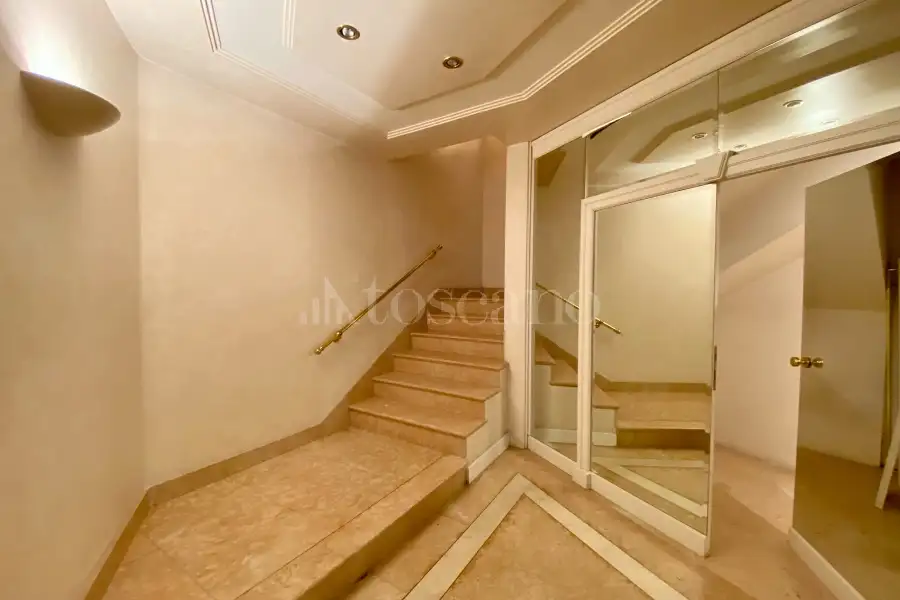 Negozio in affitto di 166 mq a €3.000 (rif. 19/2026)