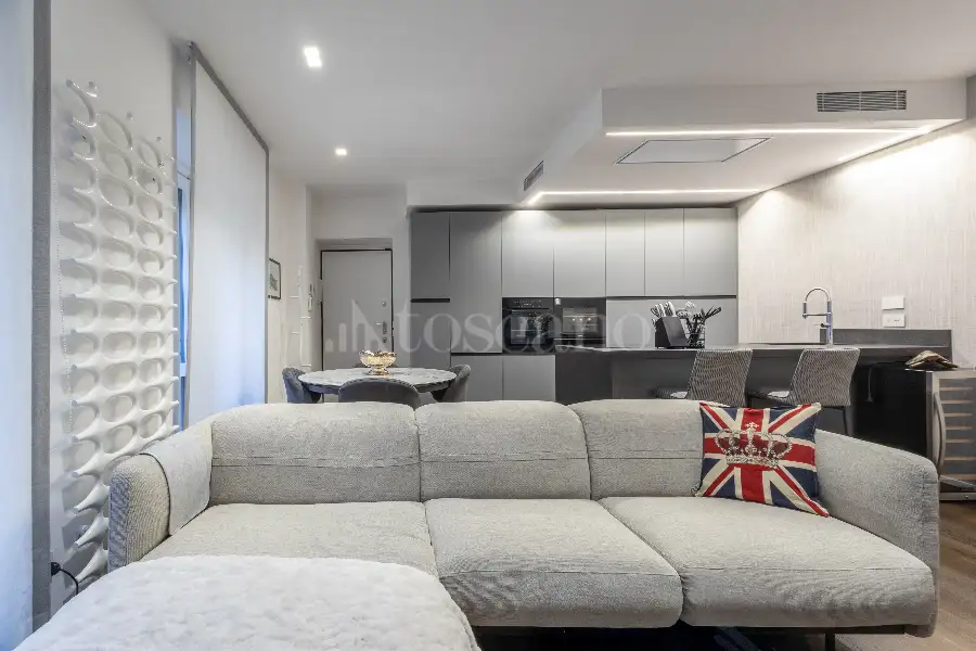 Casa in vendita di 90 mq a €995.000 (rif. 136/2025)