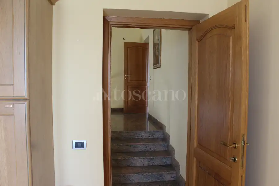 Villa in vendita di 270 mq a €255.000 (rif. 4/2026)