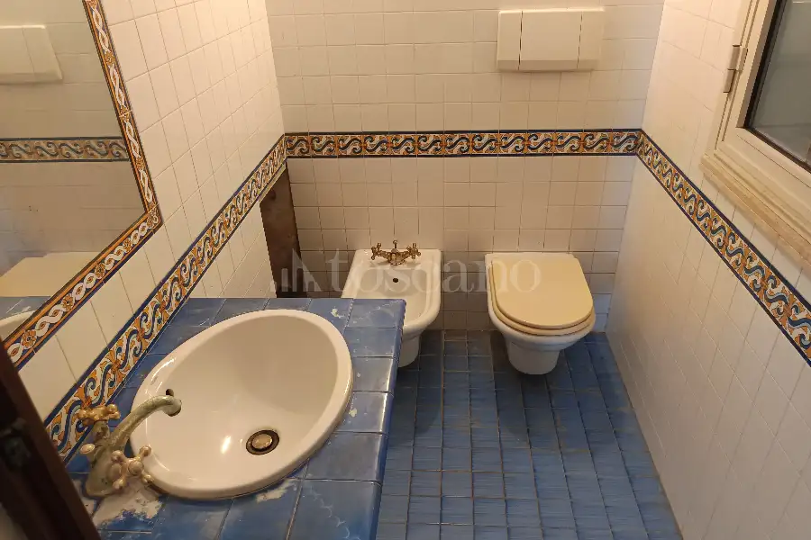 Villa Bifamiliare in vendita di 400 mq a €524.000 (rif. 108/2026)