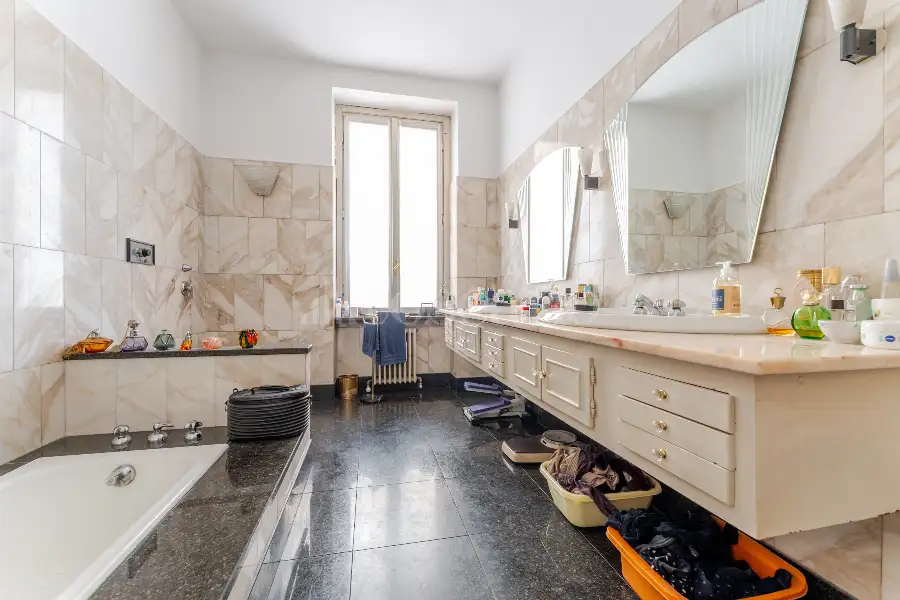 Casa in vendita di 360 mq trattativa riservata (rif. 44/2026)