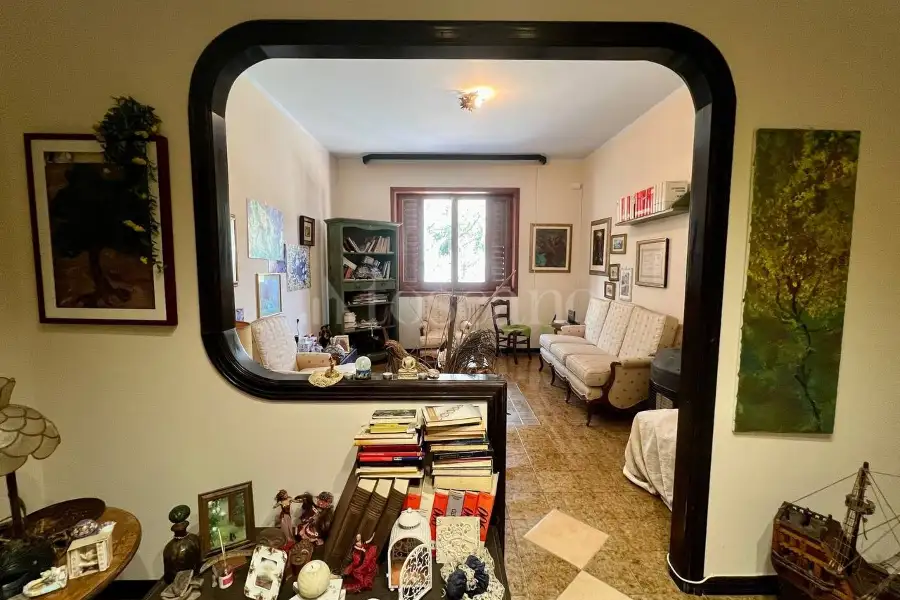 Villa in vendita di 667 mq a €548.000 (rif. 28/2025)