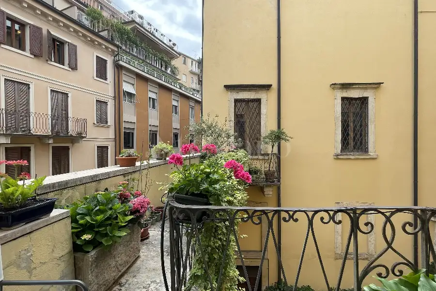 Casa in vendita di 200 mq a €1.800.000 (rif. 16/2024)