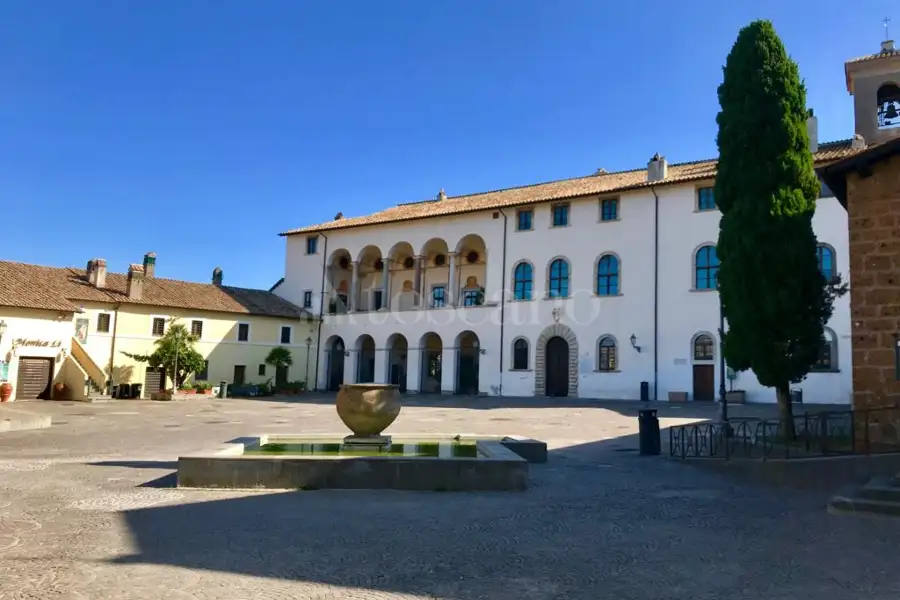 Attività Commerciale in vendita di 100 mq a €159.000 (rif. 14/2026)