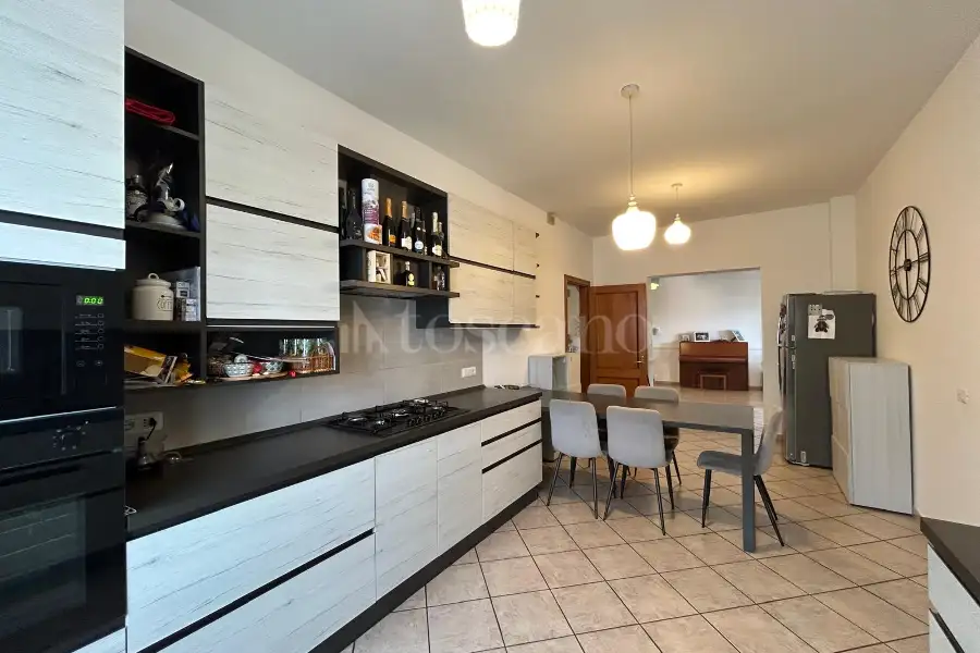 Villa in vendita di 220 mq a €429.000 (rif. 10/2026)