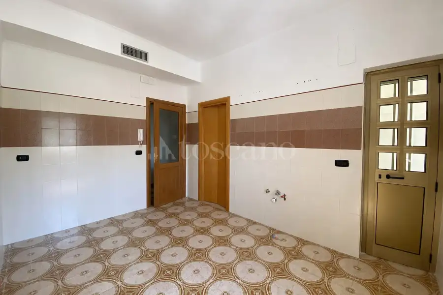 Villa in vendita di 260 mq a €330.000 (rif. 42/2026)