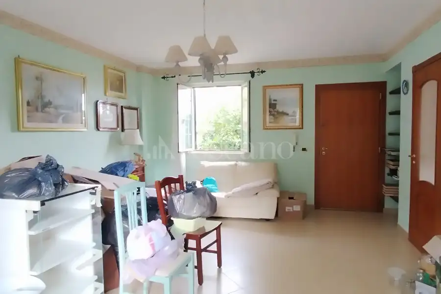 Villino a Schiera in vendita di 200 mq a €350.000 (rif. 1/2026)