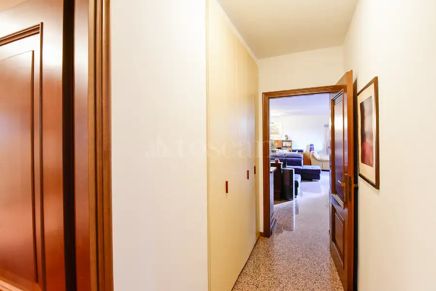 Casa Indipendente in vendita di 350 mq a €510.000 (rif. 50/2025)