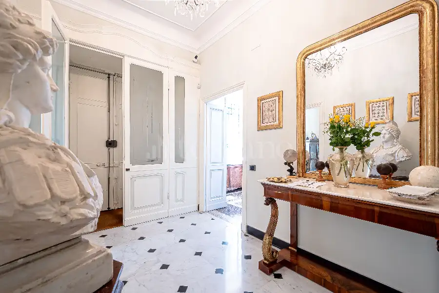 Villa in vendita di 496 mq a €3.950.000 (rif. 71/2026)