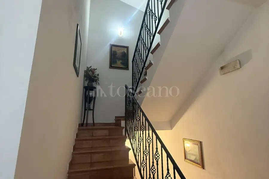 Casa Indipendente in vendita di 600 mq a €1.359.000 (rif. 49/2026)