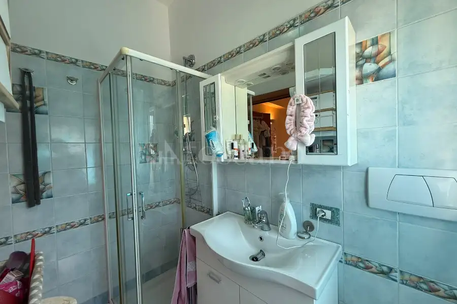Attico in vendita di 106 mq a €299.000 (rif. 12/2026)
