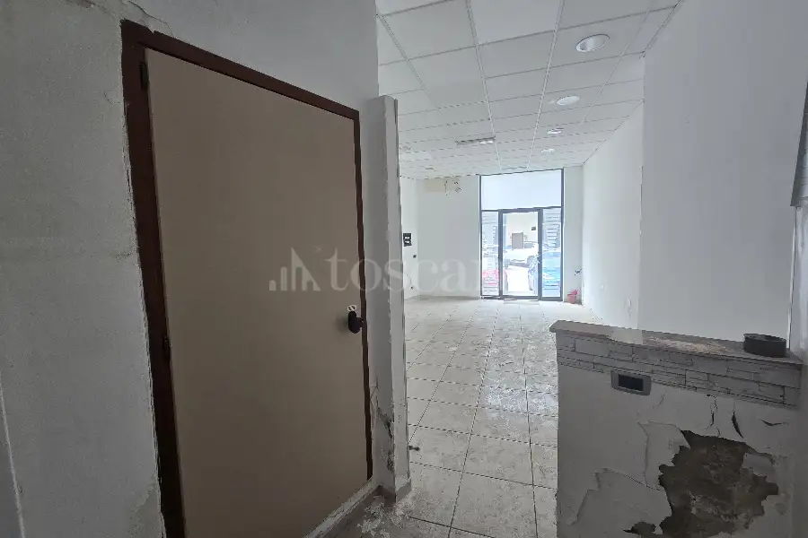 Negozio in vendita di 46 mq a €37.000 (rif. 38/2026)