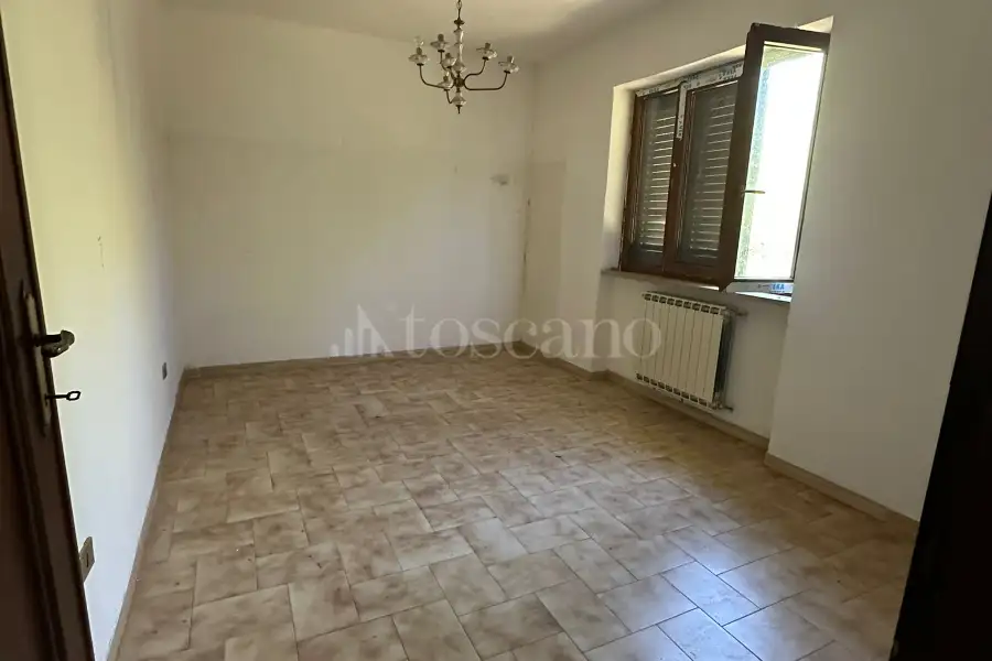 Villa Bifamiliare in vendita di 250 mq a €90.000 (rif. 6/2025)