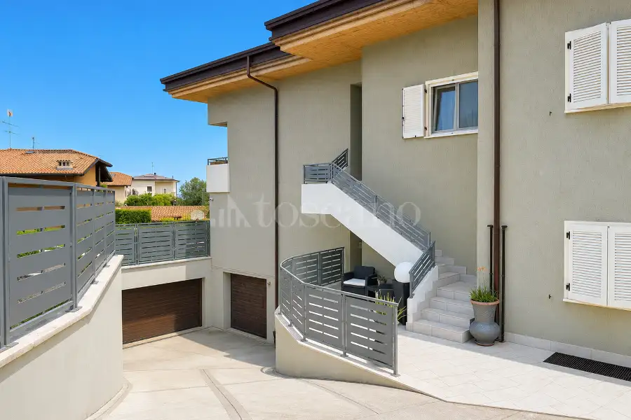 Casa in vendita di 240 mq a €440.000 (rif. 21/2026)