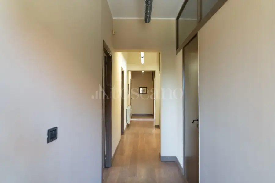 Villa in vendita di 420 mq a €1.050.000 (rif. 127/2025)