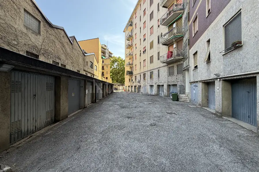 Box in vendita di 17 mq a €43.000 (rif. 42/2026)