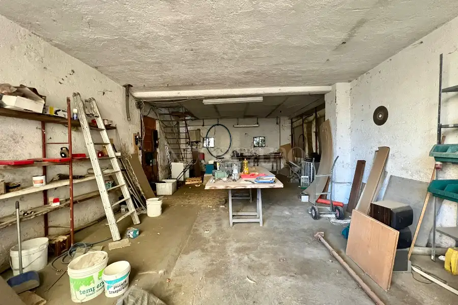 Rustico in vendita di 1.981 mq trattativa riservata (rif. 95/2022)