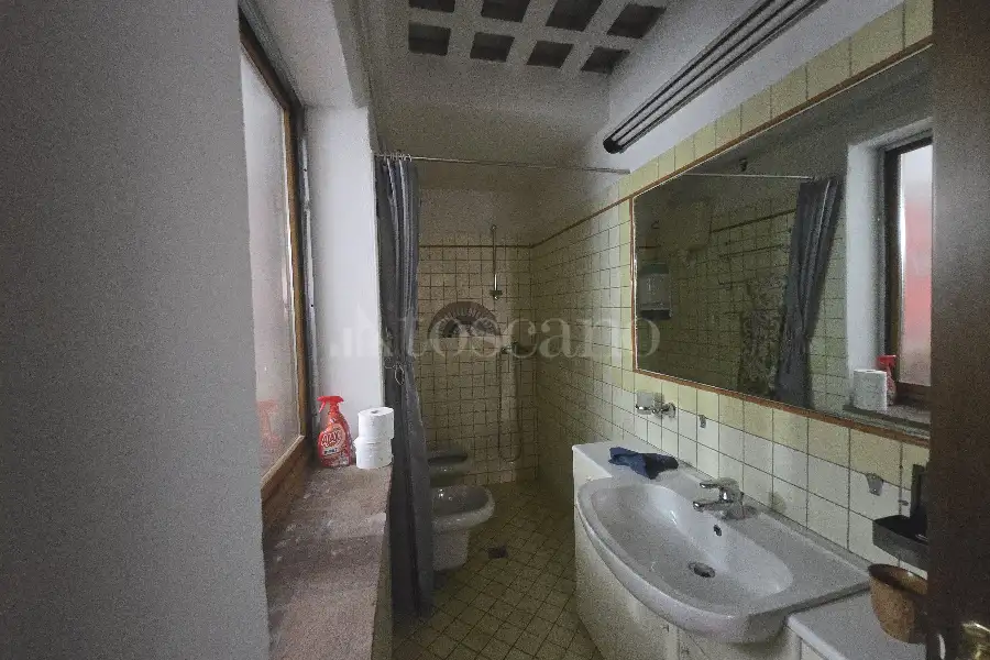 Casa Indipendente in vendita di 410 mq a €615.000 (rif. 40/2025)