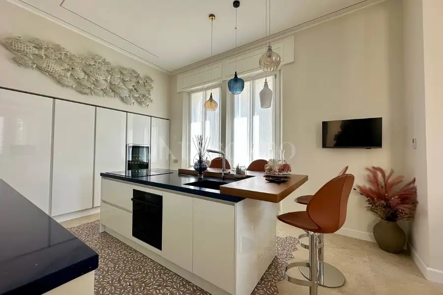 Palazzo in vendita di 390 mq a €2.900.000 (rif. 70/2026)