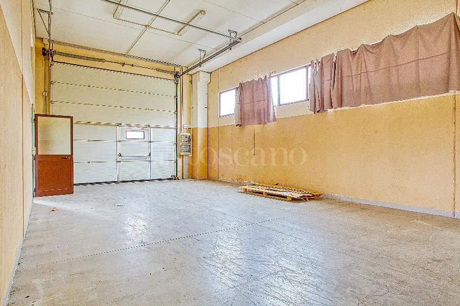 Capannone in vendita di 560 mq a €780.000 (rif. 46/2026)