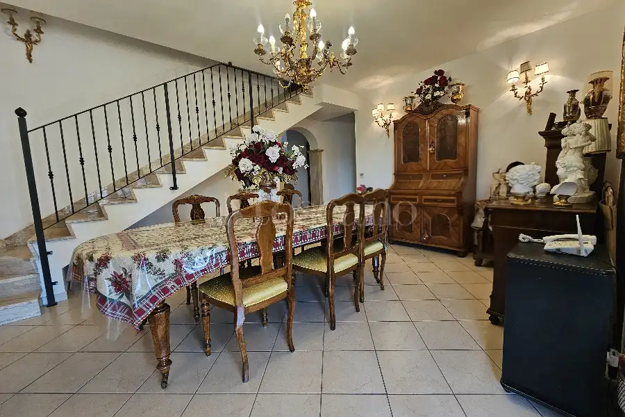 Casa Indipendente in vendita di 180 mq a €599.000 (rif. 59/2026)