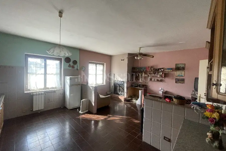 Casa Indipendente in vendita di 175 mq a €109.000 (rif. 34/2024)