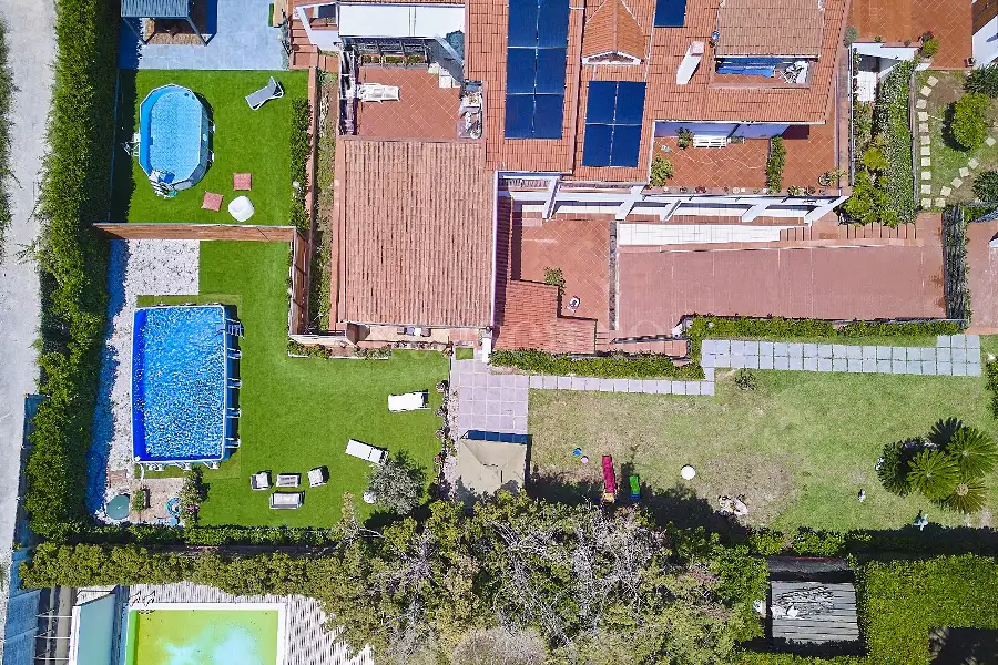 Villa Plurifamiliare in vendita di 550 mq a €1.200.000 (rif. 13/2026)