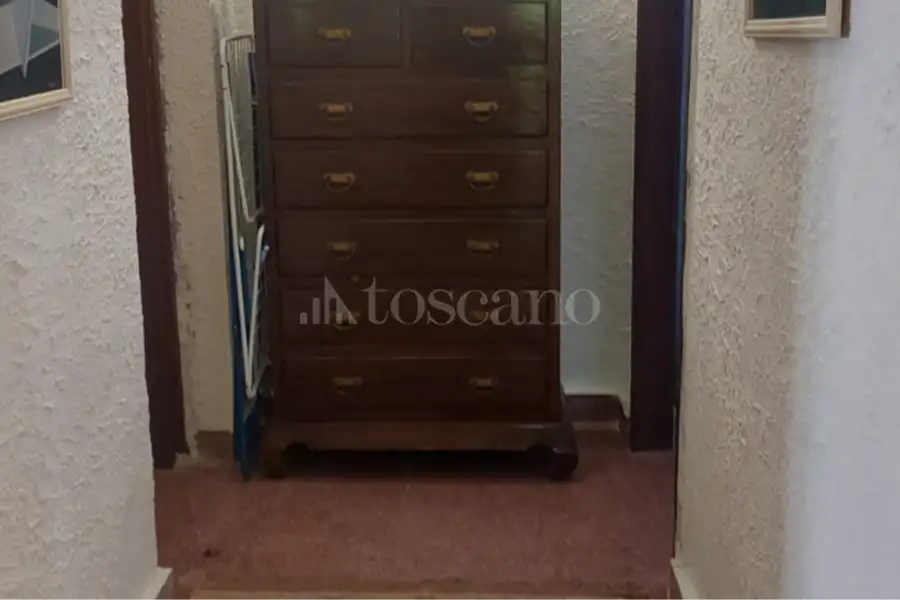 Casa Indipendente in vendita di 205 mq a €65.000 (rif. 12/2026)