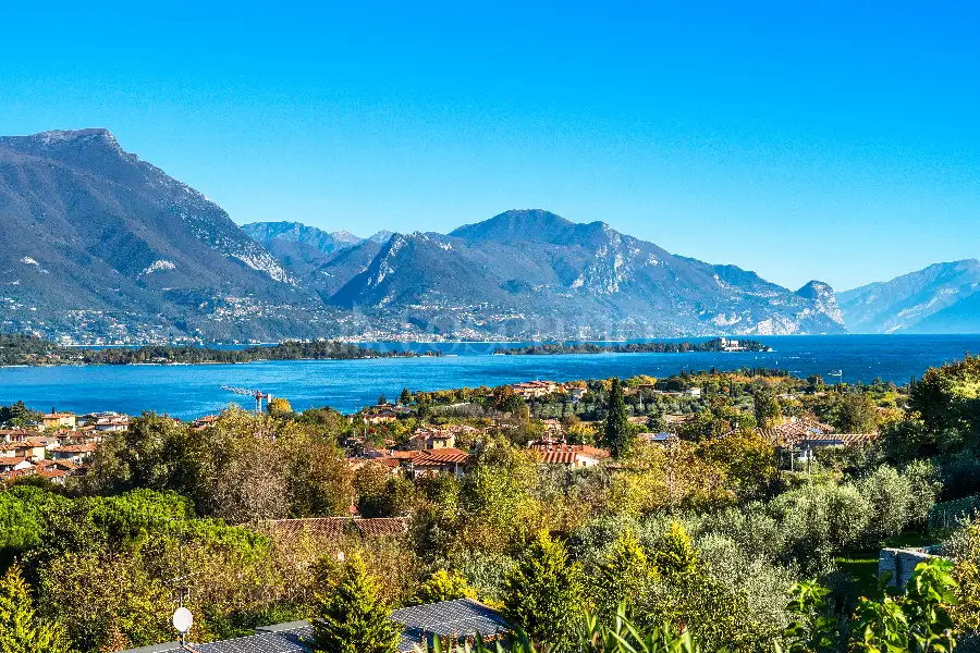 Villa in vendita di 583 mq a €2.680.000 (rif. 66/2025)