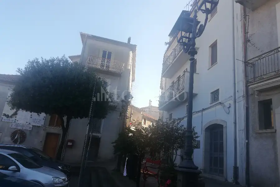 Negozio in vendita di 63 mq a €100.000 (rif. 23/2022)