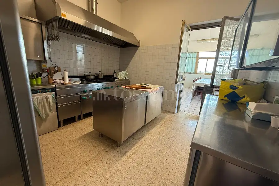 Casa Indipendente in vendita di 200 mq a €1.100.000 (rif. 10/2026)