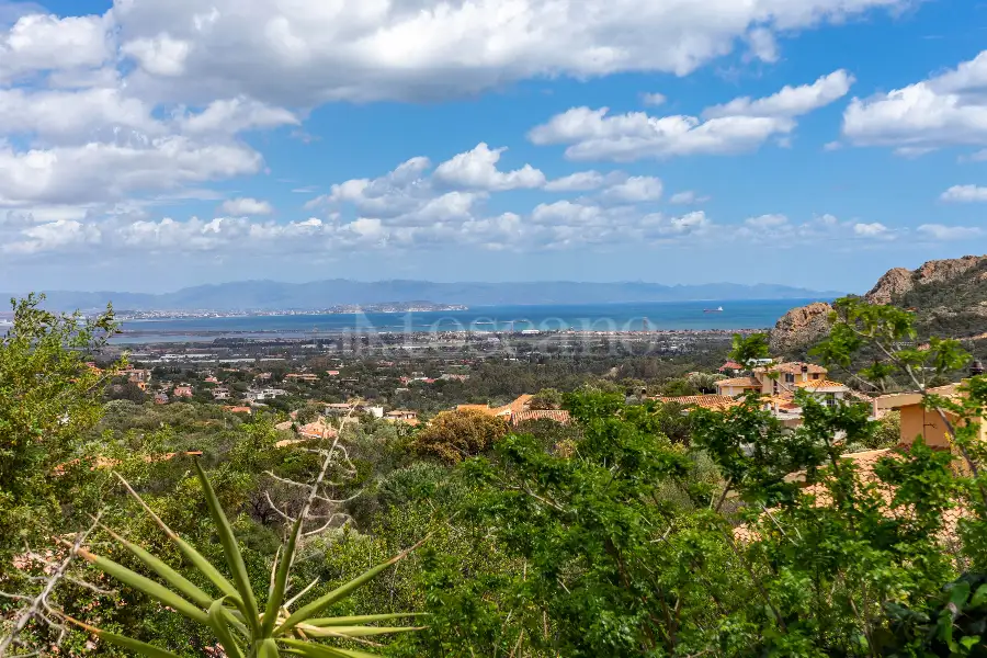 Villa in vendita di 350 mq a €790.000 (rif. 33/2024)