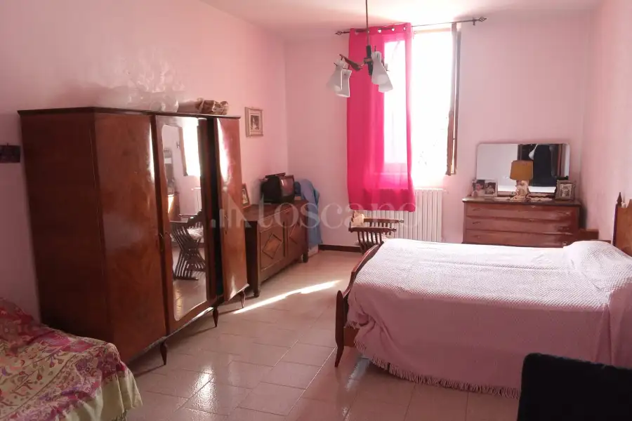 Casa in vendita di 165 mq a €71.000 (rif. 32/2024)