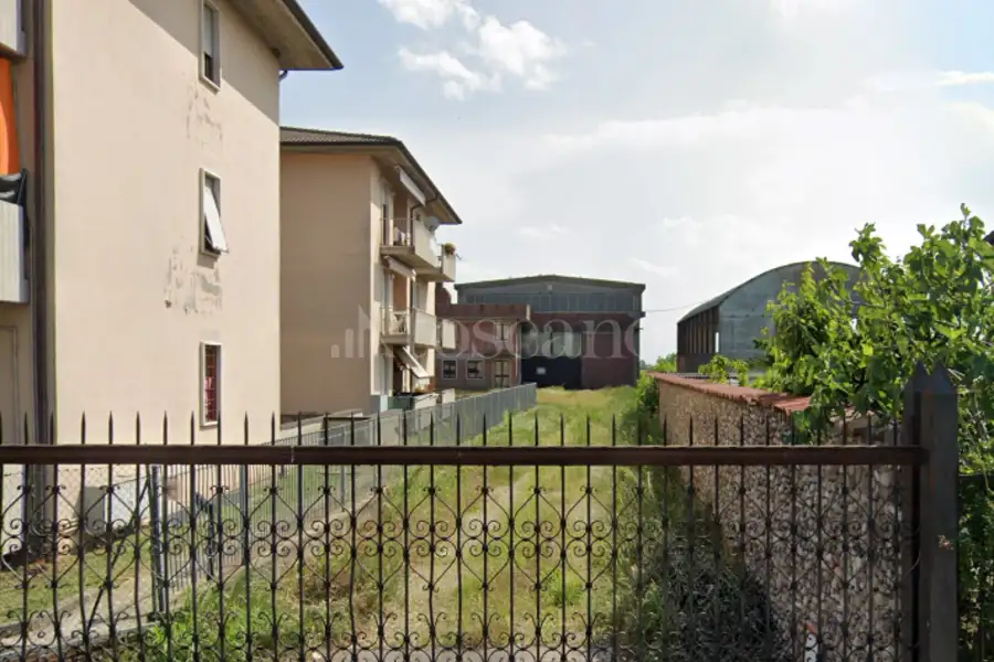 Edificabile Residenziali in vendita di 12.000 mq a €3.600.000 (rif. 3/2025)