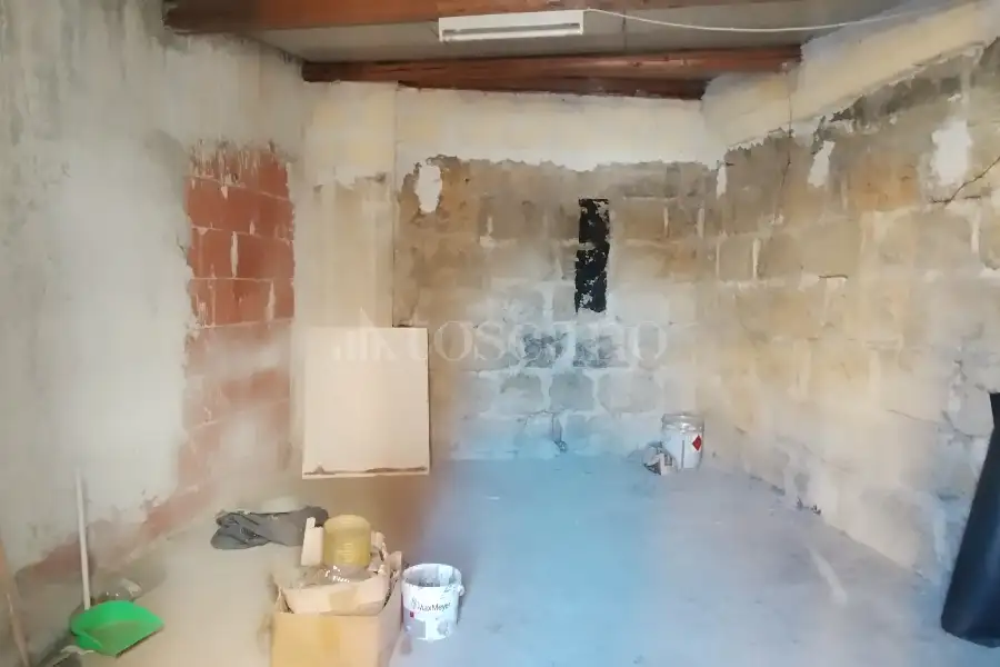 Negozio in vendita di 81 mq a €109.000 (rif. 13/2026)