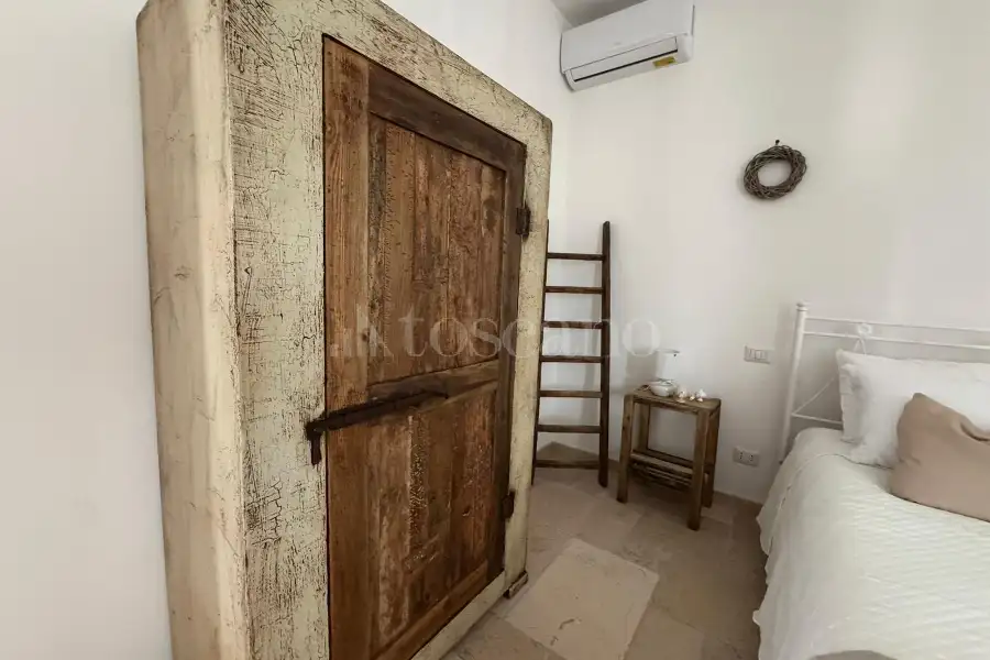 Villa in vendita di 220 mq a €849.000 (rif. 7/2026)