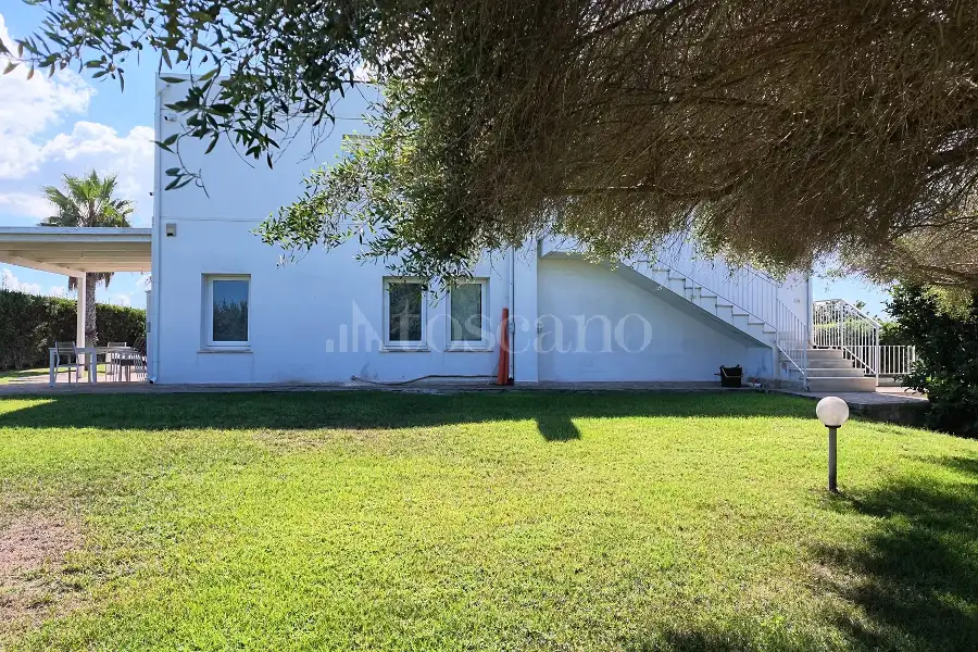 Casa Indipendente in vendita di 250 mq a €879.000 (rif. 203/2026)